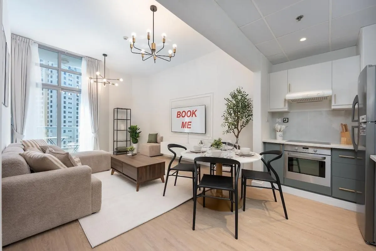 Premium 1-Bedroom Apartment In Dubai Marina